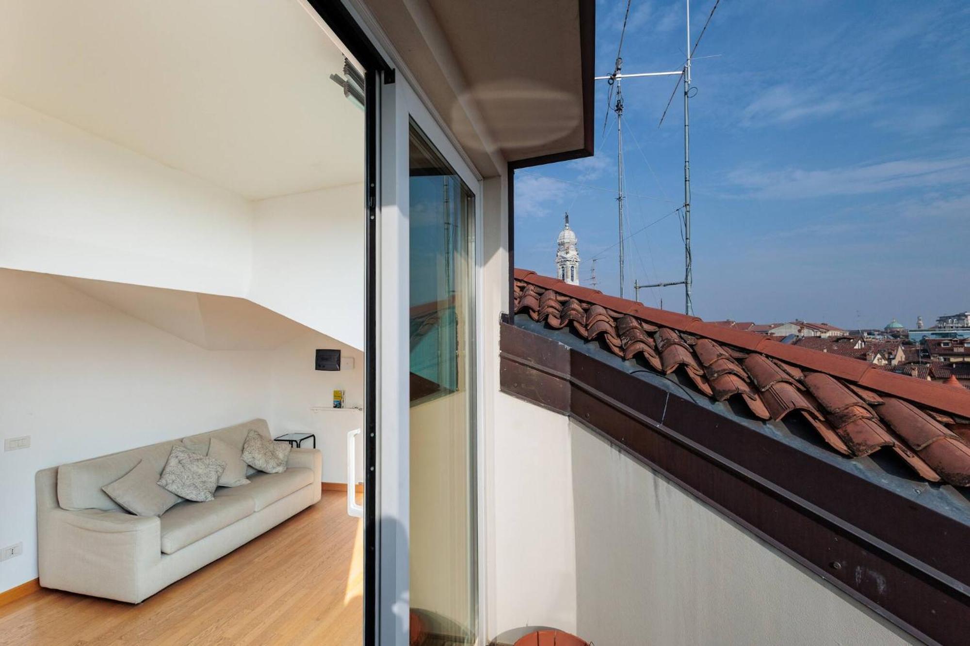 Serela Suite Bergamo Exteriör bild